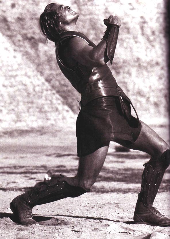  . L'Uomo Vogue. /'2004