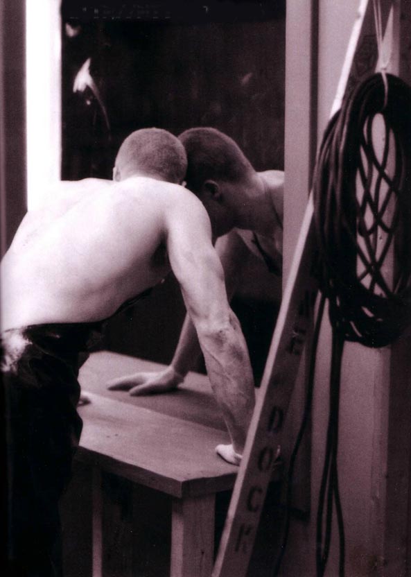  . L'Uomo Vogue. /'2004