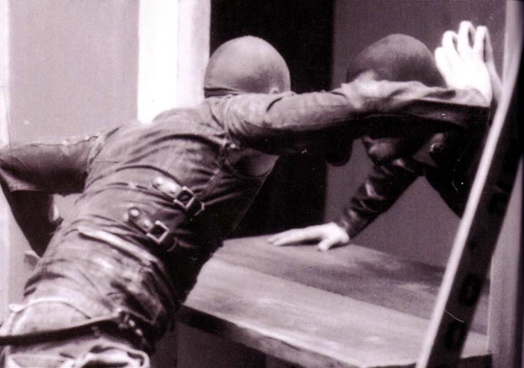  . L'Uomo Vogue. /'2004