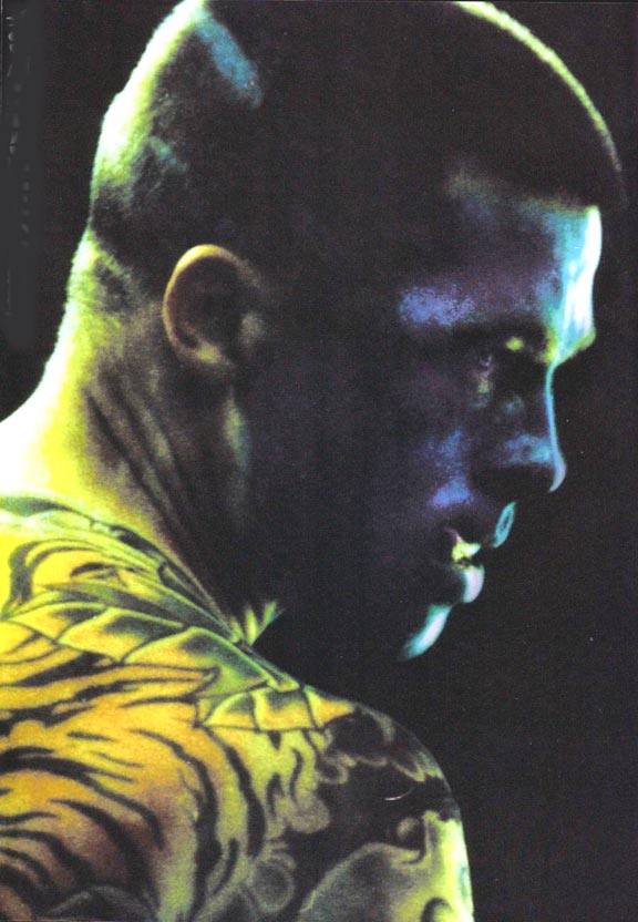  . L'Uomo Vogue. /'2004