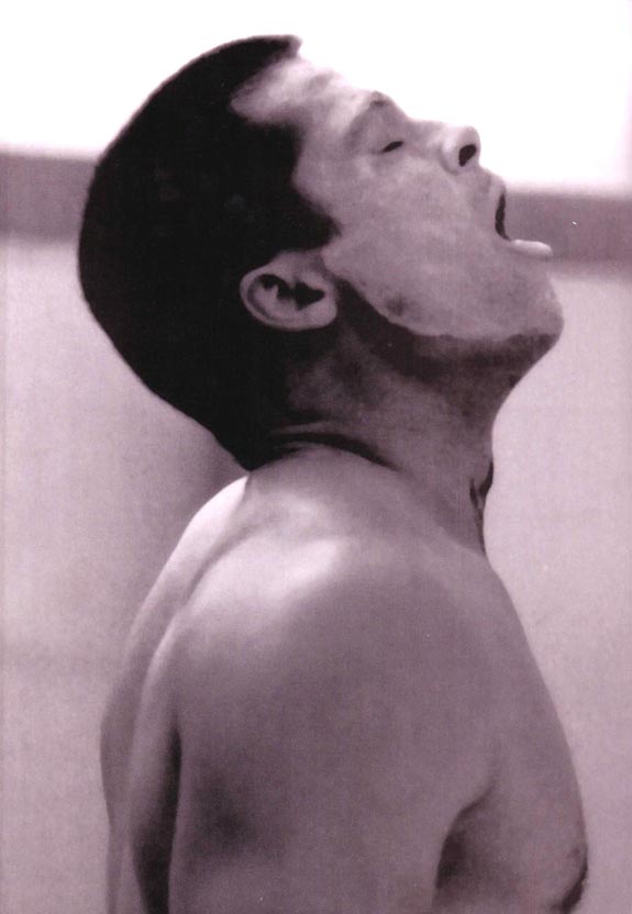  . L'Uomo Vogue. /'2004